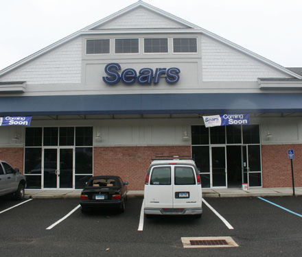 Commercial Building CT